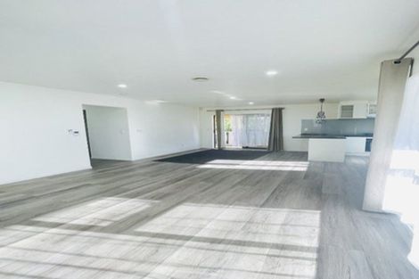 Photo of property in 37a Roseanne Road, Manurewa, Auckland, 2102