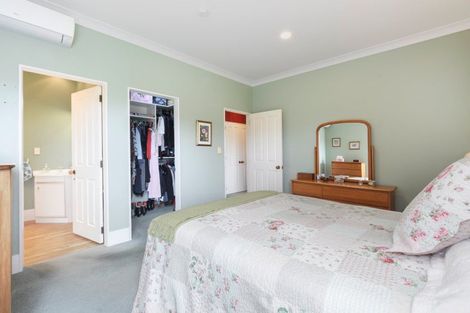 Photo of property in 1 Elderton Avenue, Pyes Pa, Tauranga, 3112