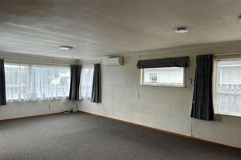 Photo of property in 72 Kennedy Drive, Levin, 5510