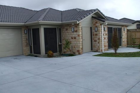 Photo of property in 15 Sophies Way, Papamoa Beach, Papamoa, 3118