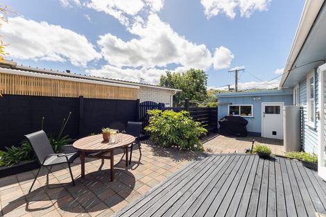 Photo of property in 27 Aorangi Road, Paraparaumu, 5032