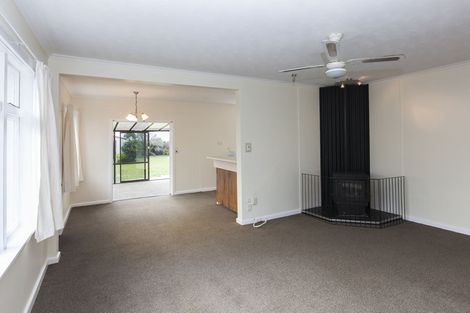 Photo of property in 63 Shortland Street, Wainoni, Christchurch, 8061