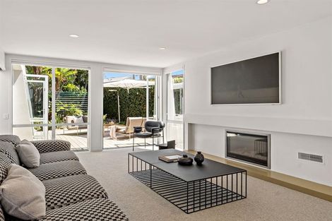 Photo of property in 1a William Street, Takapuna, Auckland, 0622