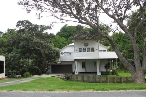 Photo of property in 12 Moreton Drive, Manly, Whangaparaoa, 0930