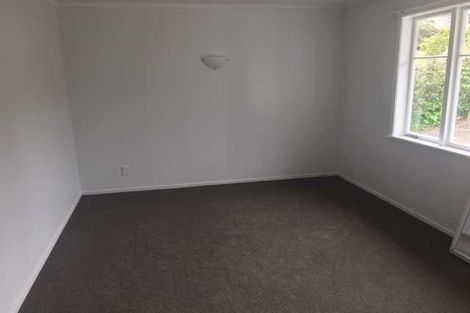 Photo of property in 1/7 Waverley Avenue, Glenfield, Auckland, 0629