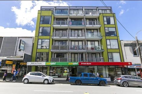 Photo of property in Dual Apartments, 108/142 Vivian Street, Te Aro, Wellington, 6011