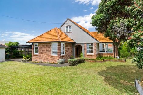 Photo of property in 31 Norwood Road, Bayswater, Auckland, 0622