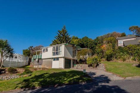 Photo of property in 13 Chisbury Street, Churton Park, Wellington, 6037
