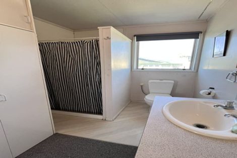 Photo of property in 3 Peters Avenue, Cloverlea, Palmerston North, 4412