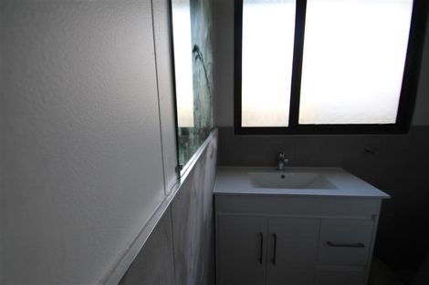 Photo of property in 77 Boundary Road, Clover Park, Auckland, 2019