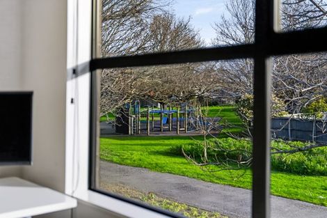 Photo of property in 4 Shingle Lane, Sydenham, Christchurch, 8023