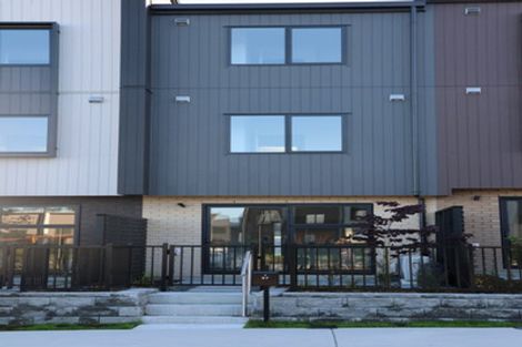 Photo of property in 37 Jabuka Street, Glen Eden, Auckland, 0602