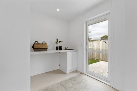 Photo of property in 5b Ayr Place, Hokowhitu, Palmerston North, 4410