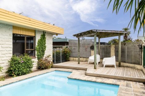 Photo of property in 377 Westminster Avenue, Tamatea, Napier, 4112