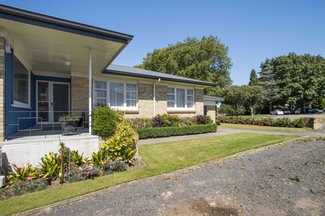 Photo of property in 18 Beach Road, Katikati, 3129