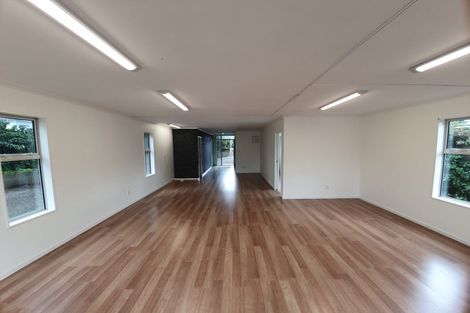 Photo of property in 42 Kapiti Road, Paraparaumu, 5032