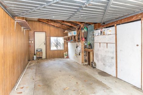 Photo of property in 70 Oakfield Crescent, Pukete, Hamilton, 3200