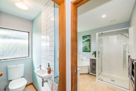 Photo of property in 28 Matenga Street, Waikanae, 5036