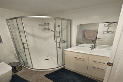 Photo of property in 2/122 Pooks Road, Ranui, Auckland, 0612