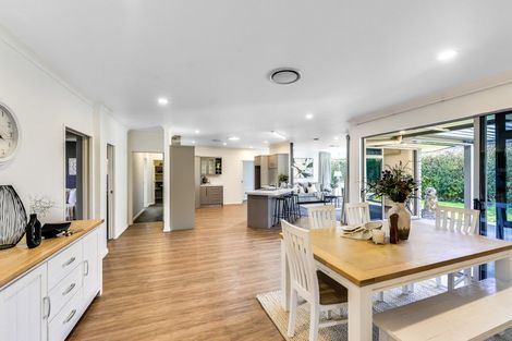 Photo of property in 23 Madison Street, Cambridge, 3434