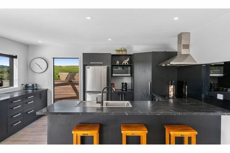 Photo of property in 10 Spinnaker Lane, Mangawhai, 0505