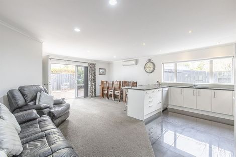 Photo of property in 7a Awatea Terrace, Hokowhitu, Palmerston North, 4410