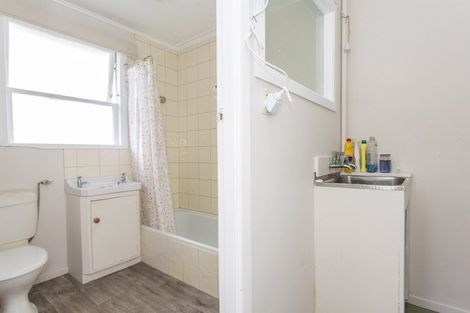 Photo of property in 5/52 Bannerman Road, Morningside, Auckland, 1022