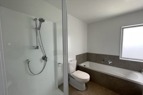 Photo of property in 15b Chadwick Crescent, Mangere East, Auckland, 2024