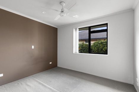 Photo of property in 5 Holcroft Place, Huntington, Hamilton, 3210