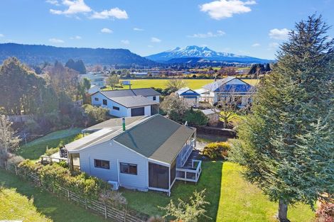 Photo of property in 15 Manuka Street, Ohakune, 4625