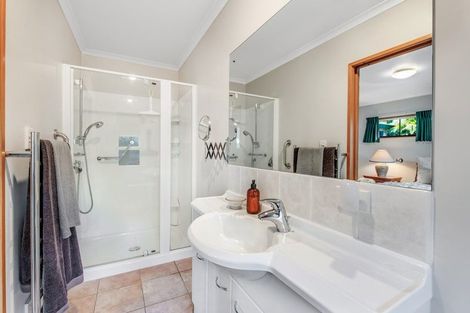 Photo of property in 71a Bay Street, Red Beach, 0932