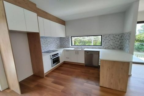 Photo of property in 1 Korokio Lane, Henderson, Auckland, 0612