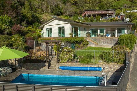 Photo of property in 49 Otago Street, Picton, 7220