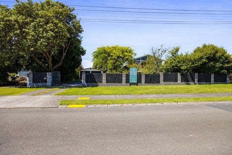 Photo of property in 86 Blake Street, Waitara, 4320