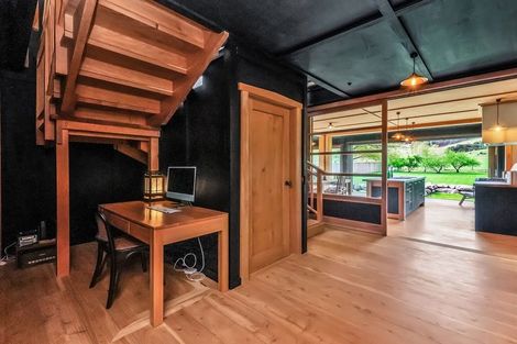 Photo of property in 302 Whitecliffs Road, Whitecliffs, Coalgate, 7673