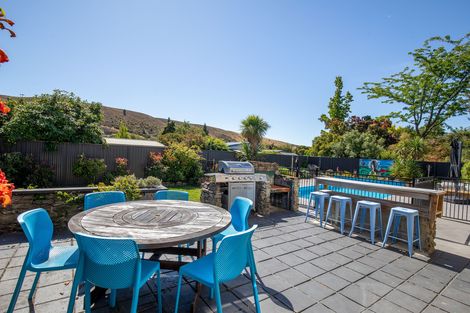 Photo of property in 17 Dunstan Street, Clyde, 9330