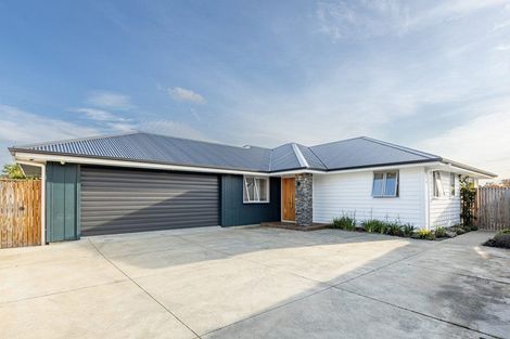 Photo of property in 30 Freedom Drive, Kelvin Grove, Palmerston North, 4414