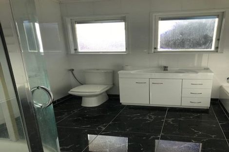 Photo of property in 23 Mirrabooka Avenue, Botany Downs, Auckland, 2010