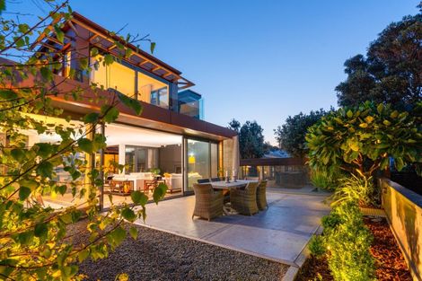 Photo of property in 11 Boardwalk Lane, Seatoun, Wellington, 6022