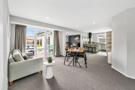 Photo of property in 15 Cross Street, Coalgate, 7673