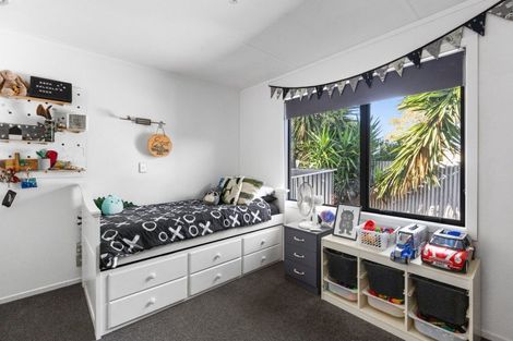 Photo of property in 402 Main North Road, Bay View, Napier, 4104