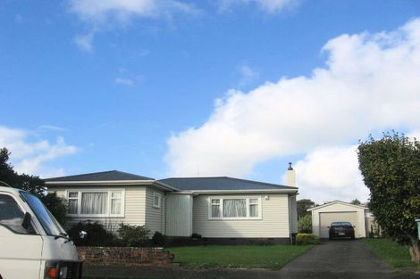 Photo of property in 16 Belvedere Crescent, Takaro, Palmerston North, 4412
