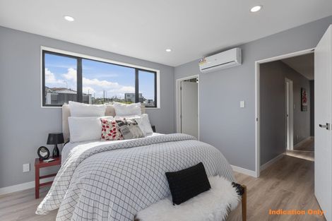 Photo of property in 3 Waihou Crescent, Albany Heights, Auckland, 0632