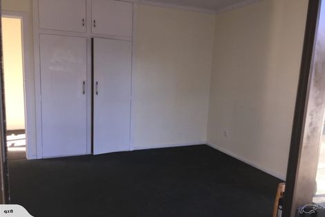 Photo of property in 2/406 Memorial Avenue, Burnside, Christchurch, 8053