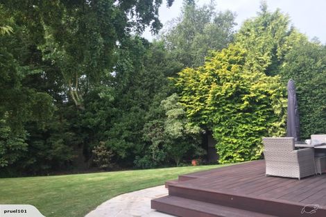 Photo of property in 6 Canberra Place, Redwood, Christchurch, 8051