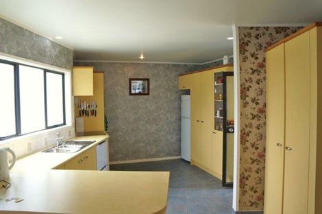 Photo of property in 286 One Tree Point Road, One Tree Point, 0118