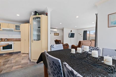 Photo of property in 47 Kiddle Drive, Hilltop, Taupo, 3330