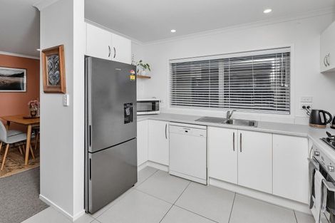 Photo of property in 21 Mariners Haven, One Tree Point, 0118