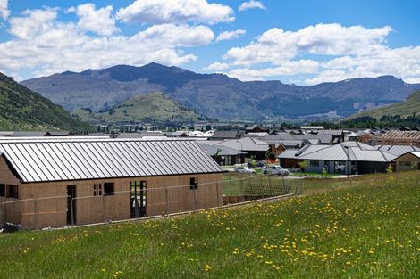 Photo of property in 46 Cunninghams Drive, Jacks Point, Queenstown, 9371