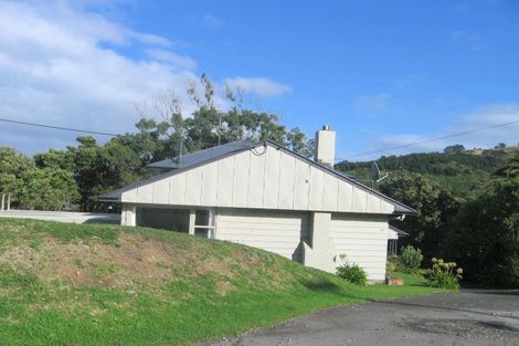Photo of property in 1 Te Ahi-parera Place, Korokoro, Lower Hutt, 5012